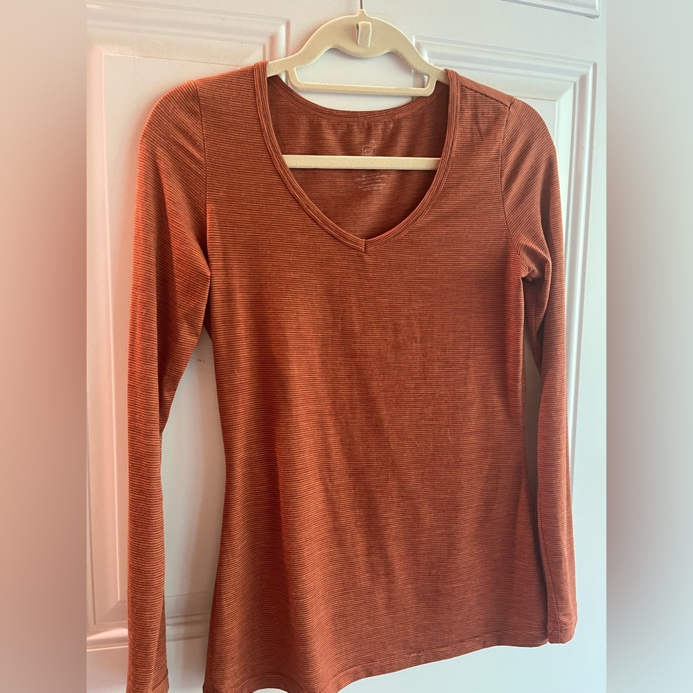 Woolx long sleeve women’s size small T-shirt